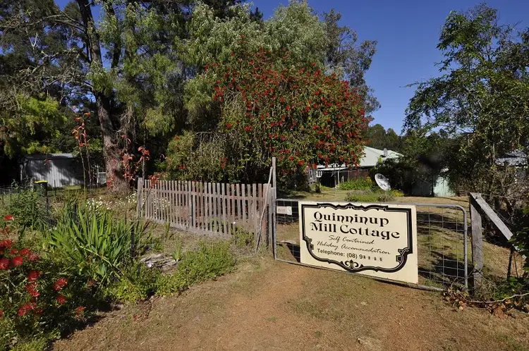 HOUSE 5 STAFF STREET, Quinninup WA 6258