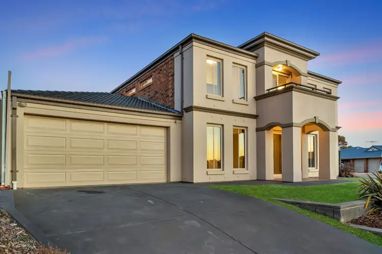 7 Kestrel Cct, Seaford Rise SA 5169