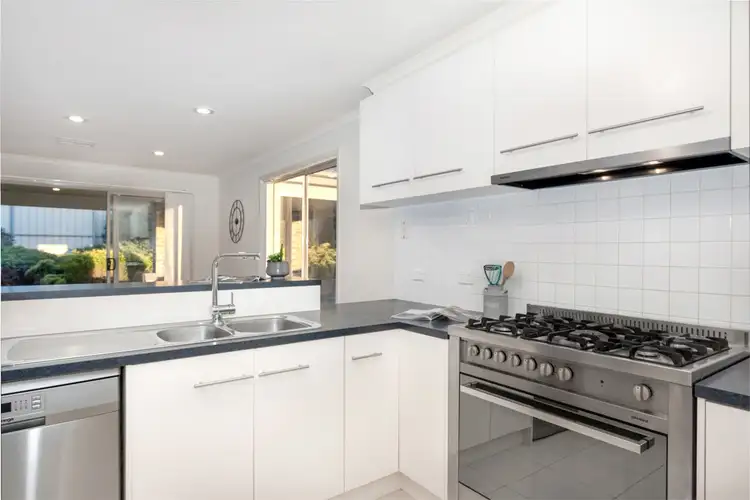 Fifth view of Homely house listing, 7 Kestrel Cct, Seaford Rise SA 5169