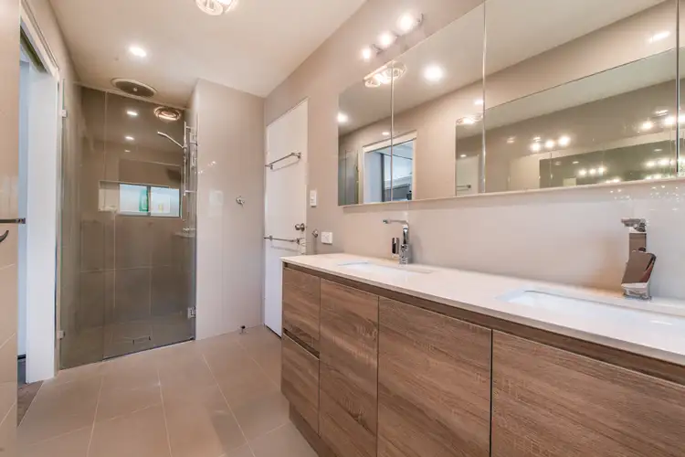 Sixth view of Homely house listing, 5 Kingston Court, Chelsea VIC 3196
