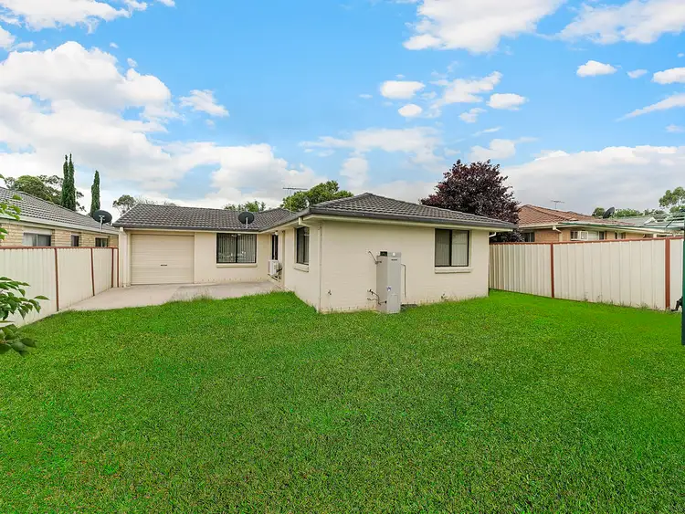 Fifth view of Homely house listing, 9 Pepperidge Street, Oakhurst NSW 2761