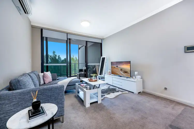 501/2 Footbridge Boulevarde, Wentworth Point NSW 2127