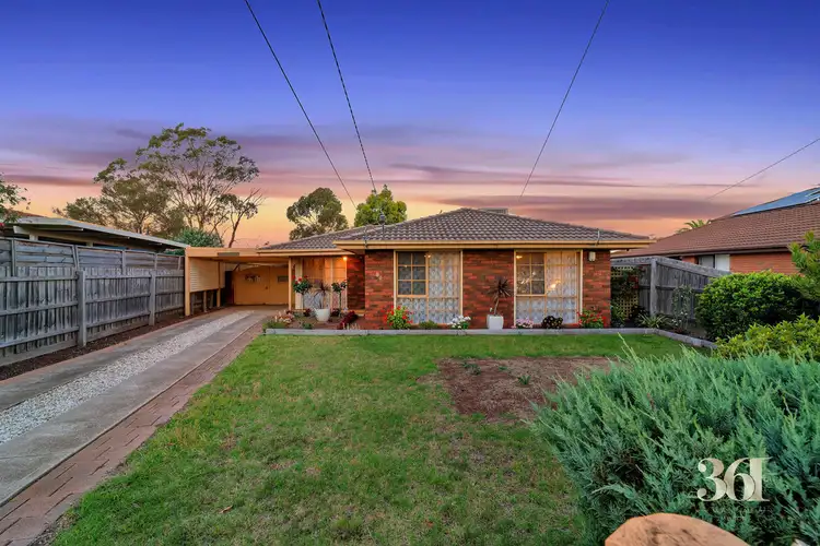 20 Christopher Crescent, Melton VIC 3337