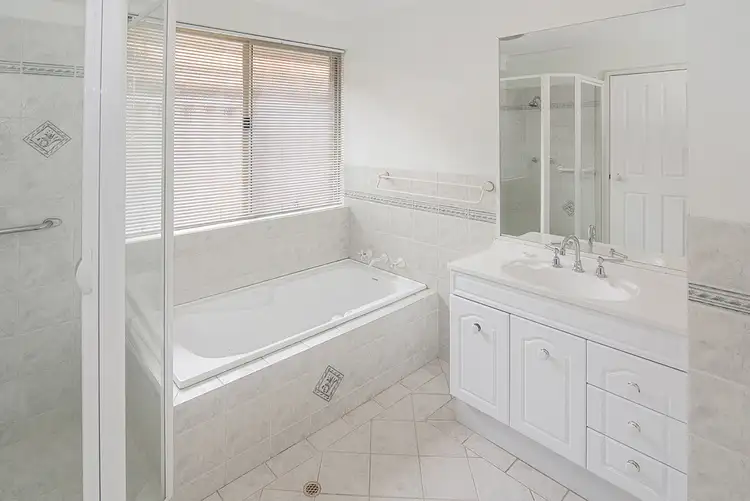 Fifth view of Homely unit listing, 2/17 Abbey Street, West Busselton WA 6280