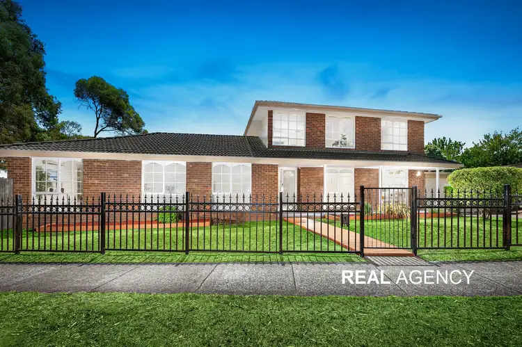 15 Fewster Drive, Wantirna South VIC 3152