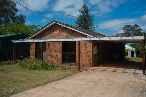 Second view of Homely house listing, 21 LEONIE CRESCENT, Lamb Island QLD 4184