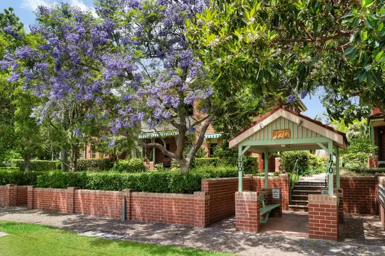 4/168-172 Albert Road