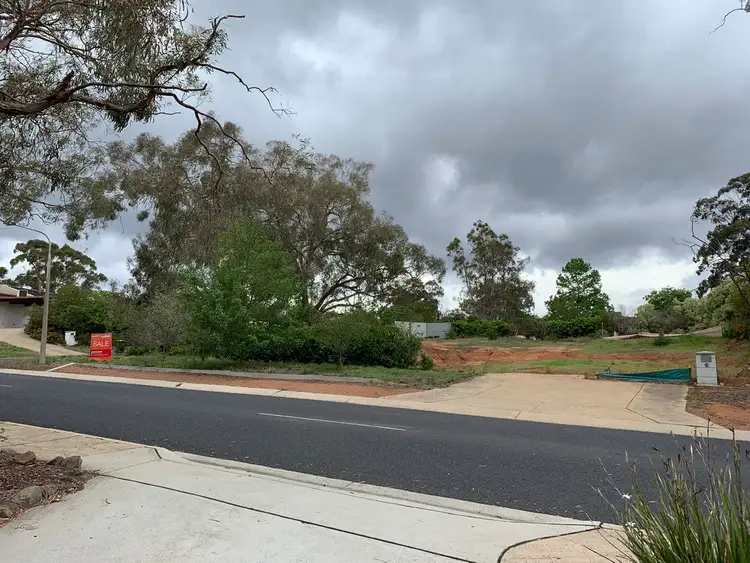 6 Southwell St, Weetangera ACT 2614