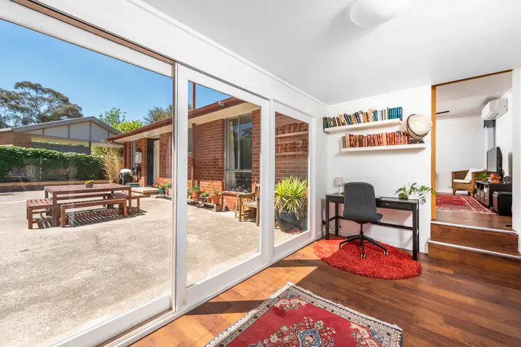 42 McInnes Street, Weston ACT 2611