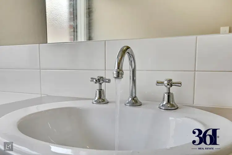 Fifth view of Homely house listing, 7 David Circuit, Hillside VIC 3037