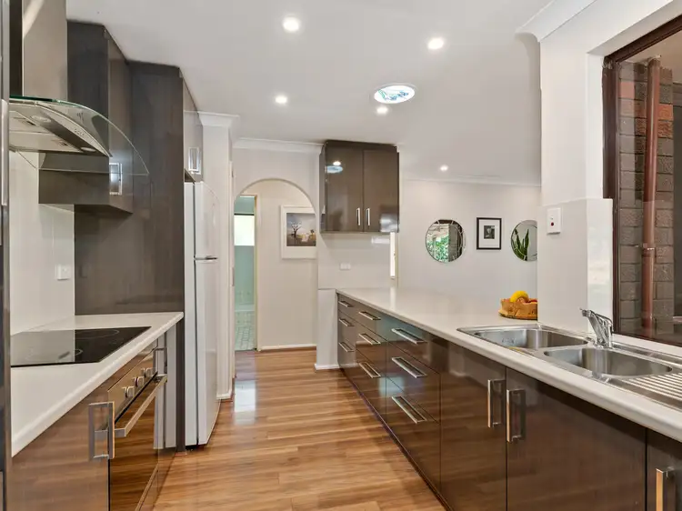 74 Glyde Road, Lesmurdie WA 6076