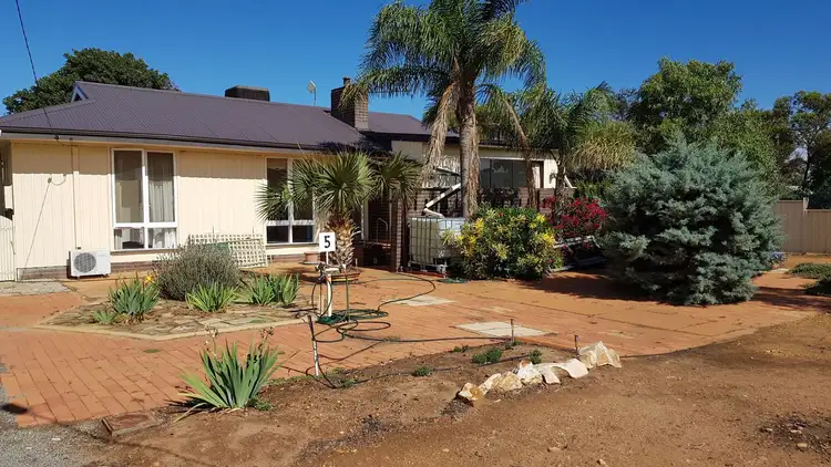 Second view of Homely house listing, 5 COUSINS ROAD, Dalwallinu WA 6609