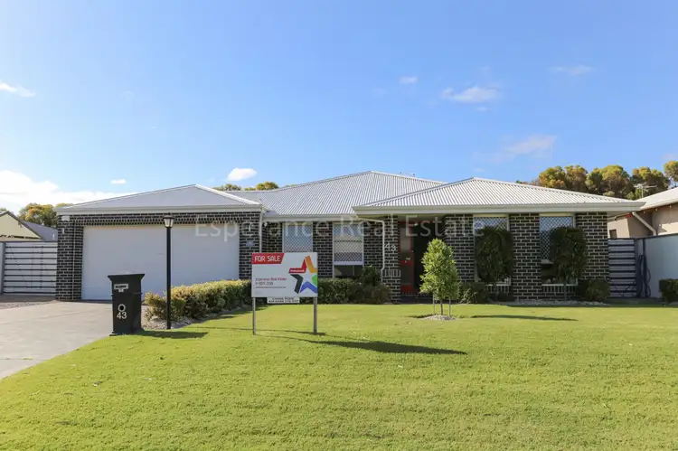 43 Dauphin Crescent, Castletown WA 6450