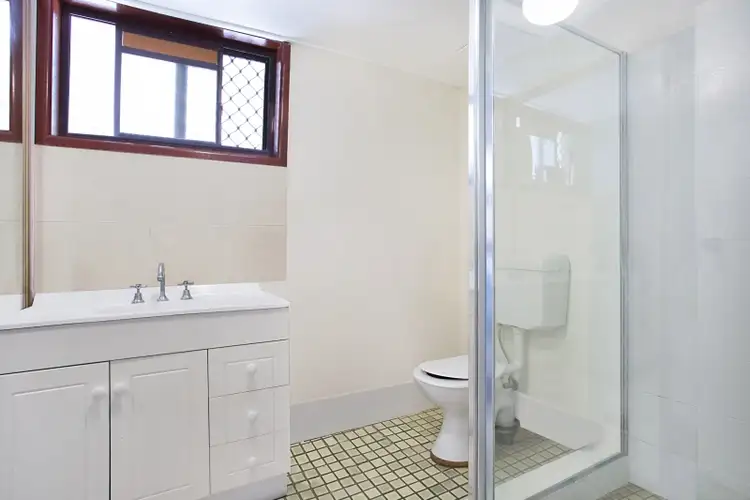 Sixth view of Homely unit listing, 13/9 Bradford Street, Labrador QLD 4215