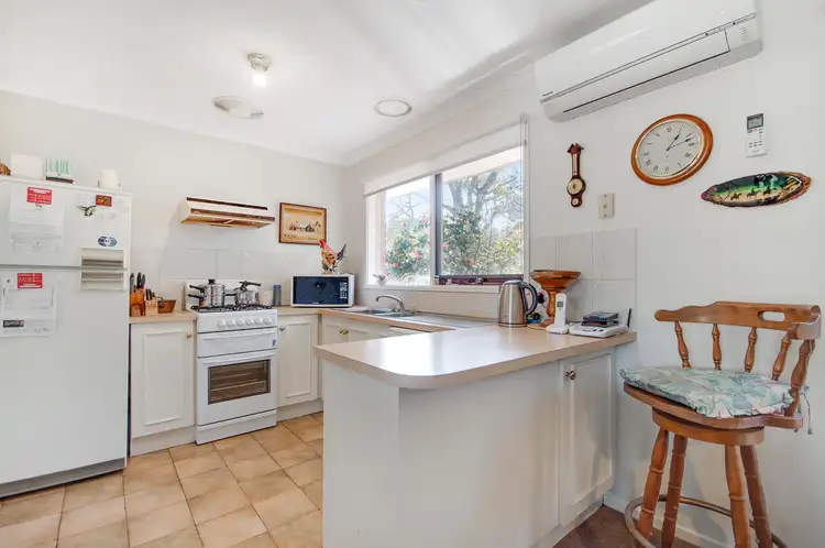 Fourth view of Homely unit listing, 2/30 Kananook Avenue, Seaford VIC 3198