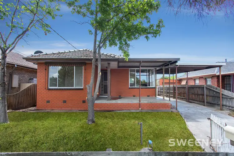 92 McIntyre Drive, Altona VIC 3018