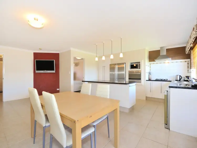 Sixth view of Homely house listing, 3 Fitzroy Close, Cooloongup WA 6168