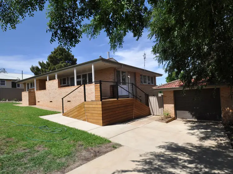 1 Beach Street, Junee NSW 2663