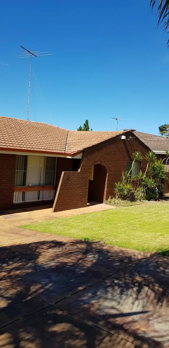22 Glendower Way