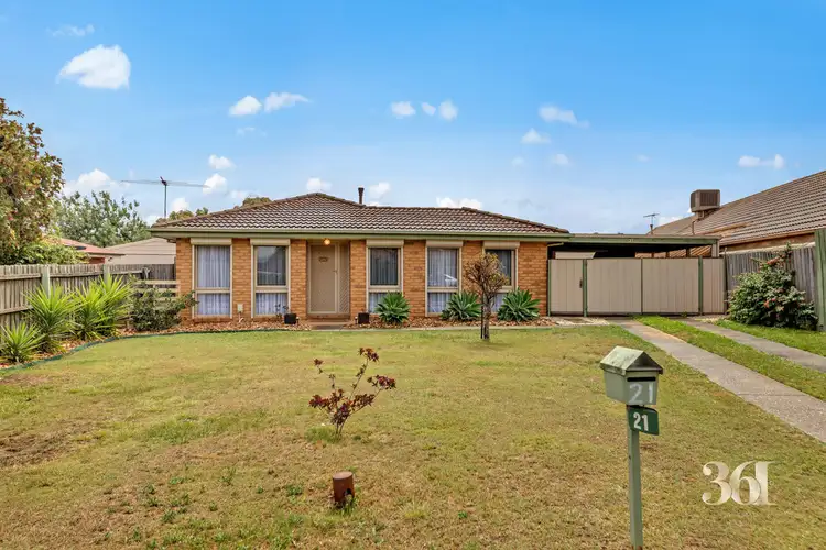 21 Pamela Court, Melton West VIC 3337