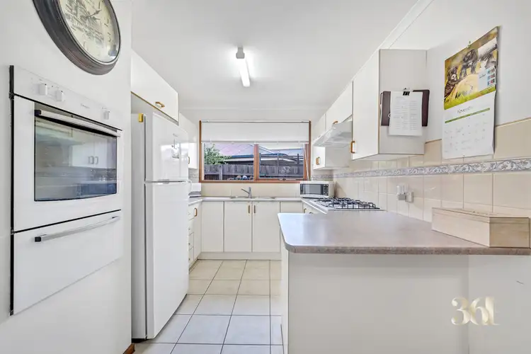 Sixth view of Homely house listing, 21 Pamela Court, Melton West VIC 3337