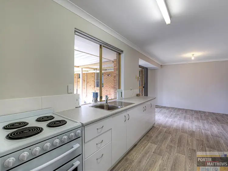 Sixth view of Homely house listing, 2 Breeze Court, Gosnells WA 6110