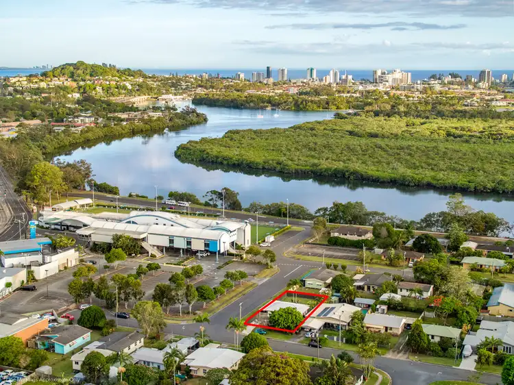 11 Cooloon Crescent, Tweed Heads South NSW 2486