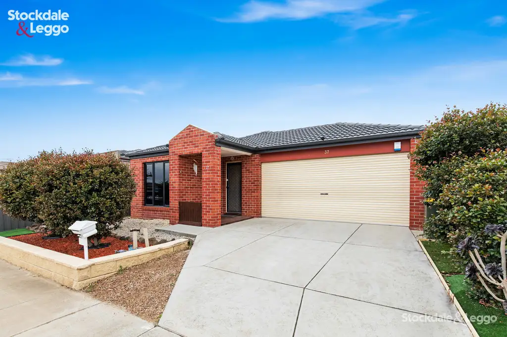 Main view of Homely house listing, 37 Clematis Crescent, Manor Lakes VIC 3024