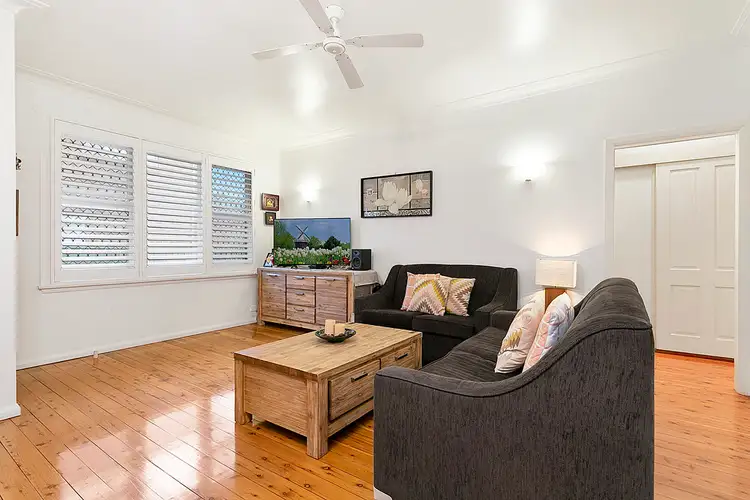 Third view of Homely apartment listing, 2/12 George Street, Eastlakes NSW 2018