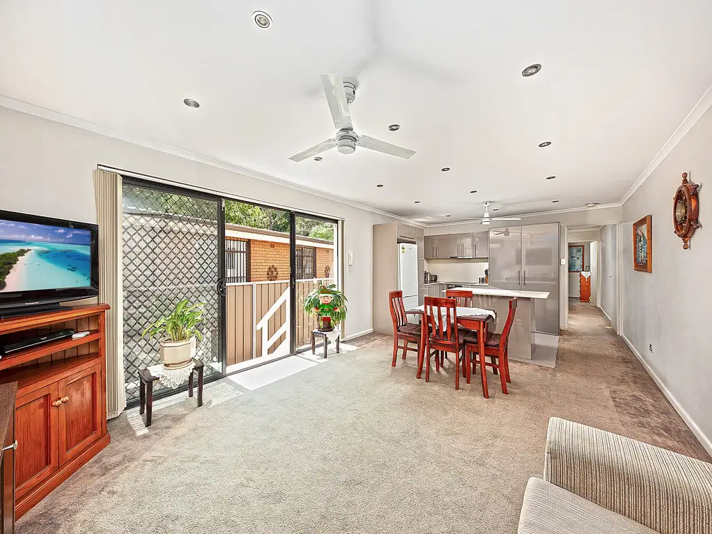 Main view of Homely apartment listing, 2/9 Florence Avenue, Eastlakes NSW 2018