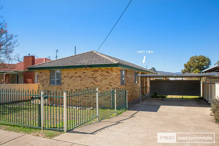 Main view of Homely unit listing, 2/60 Kathleen Street, Tamworth NSW 2340