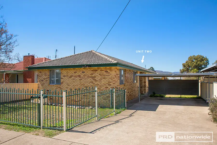 Main view of Homely unit listing, 2/60 Kathleen Street, Tamworth NSW 2340