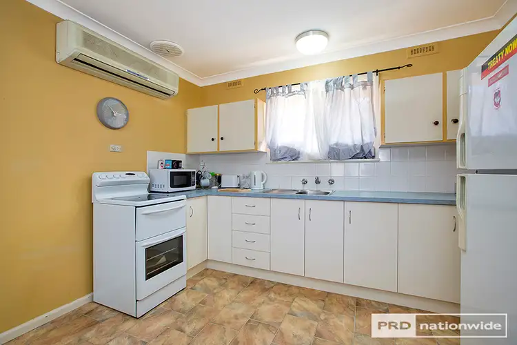 Seventh view of Homely unit listing, 2/60 Kathleen Street, Tamworth NSW 2340
