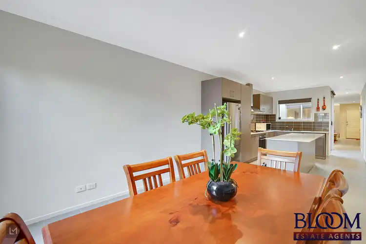 Fifth view of Homely house listing, 2/22 Starflower way, Truganina VIC 3029