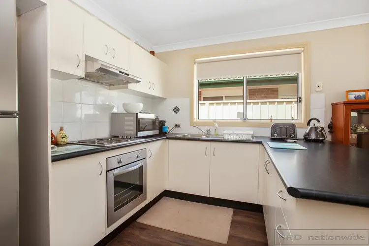 Sixth view of Homely house listing, 2/6 Wakefield Crescent, Raworth NSW 2321