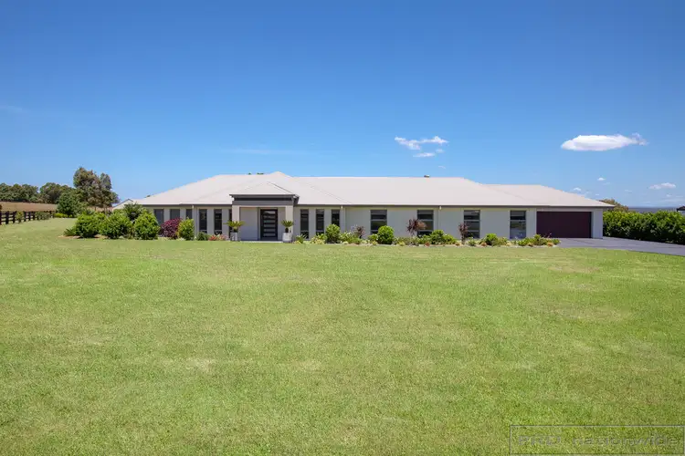 1 Semillon Close, Hinton NSW 2321