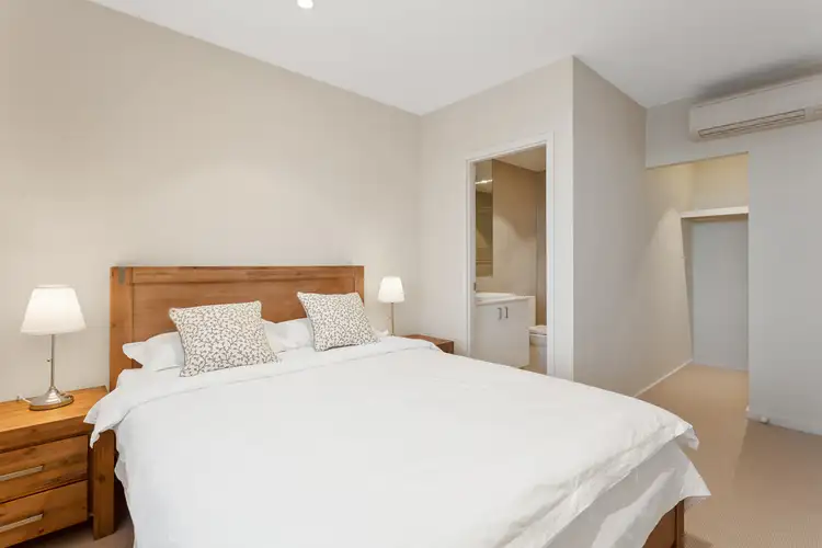 19/13 O'Connor Close, North Coogee WA 6163