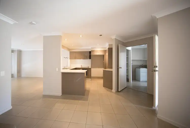 Main view of Homely townhouse listing, 18 12 Bridgman Drive, Reedy Creek QLD 4227