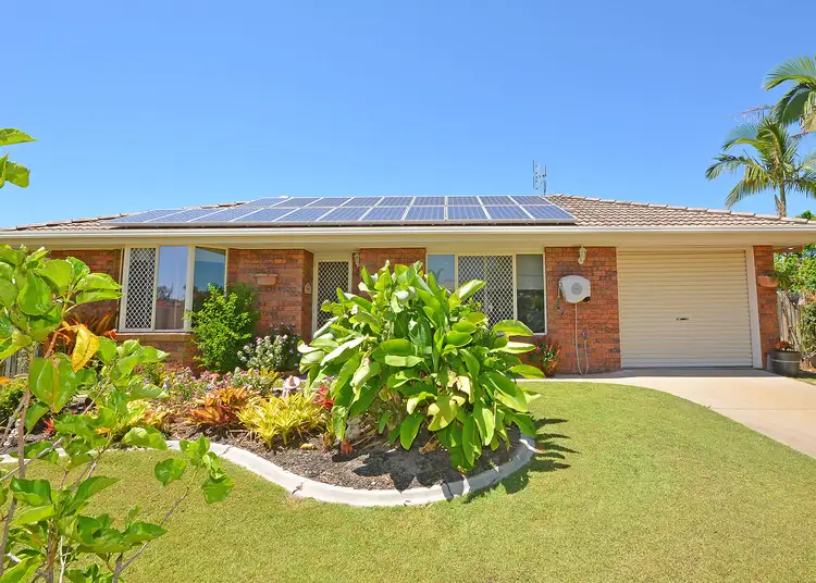 4 Rosella Way, Eli Waters QLD 4655