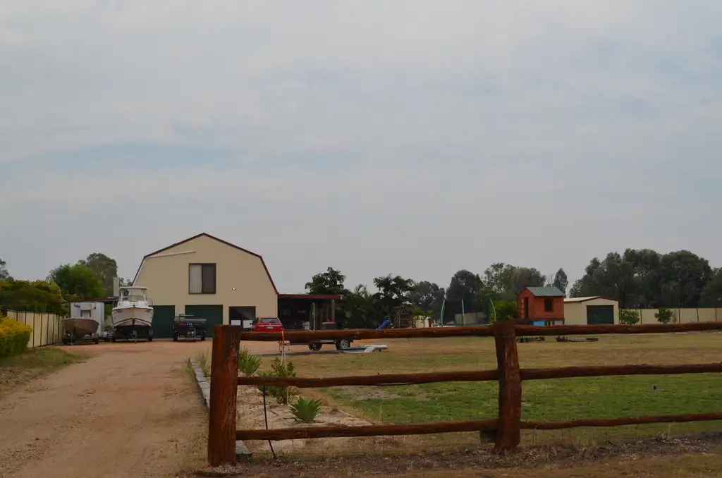 Main view of Homely house listing, 2 Fig Tree Court, Emerald QLD 4720