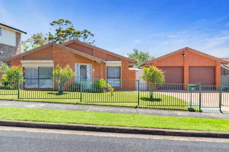 5 Woodfield Road, Kincumber NSW 2251