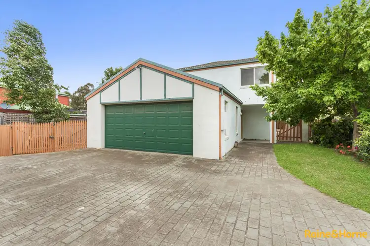 5 WAREHAM COURT, Hillside VIC 3037