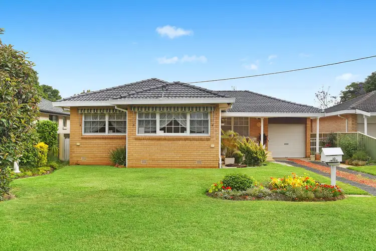 10 Billabong Street, Woy Woy NSW 2256