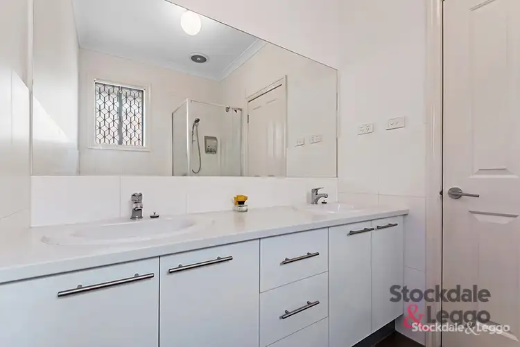 Third view of Homely house listing, 7 Meadow Street, Craigieburn VIC 3064
