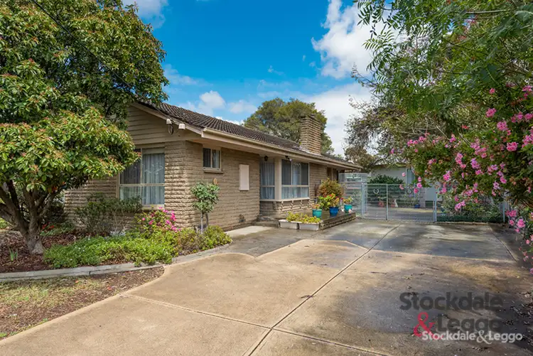 Second view of Homely house listing, 27 Field Street, Craigieburn VIC 3064