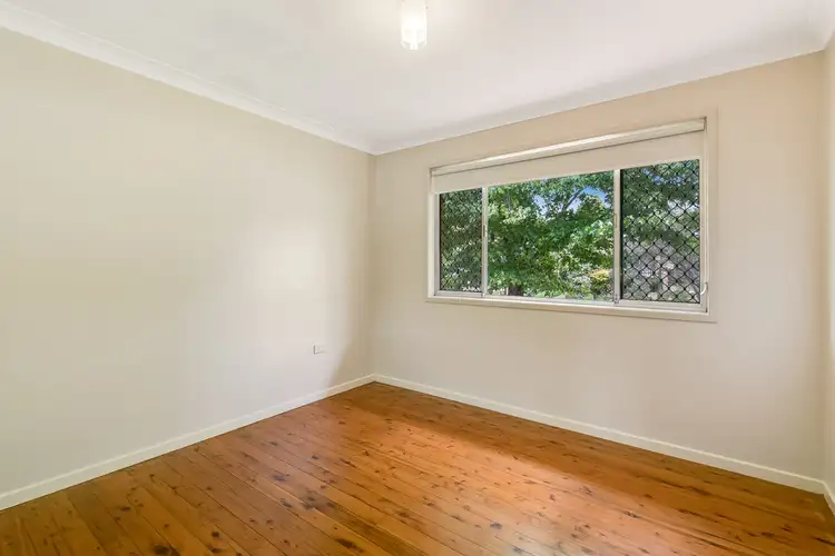 Fourth view of Homely house listing, 8 Bingara Street, Mount Lofty QLD 4350