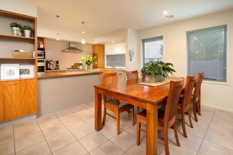 Sixth view of Homely house listing, 4 Pitcher Place, Wodonga VIC 3690