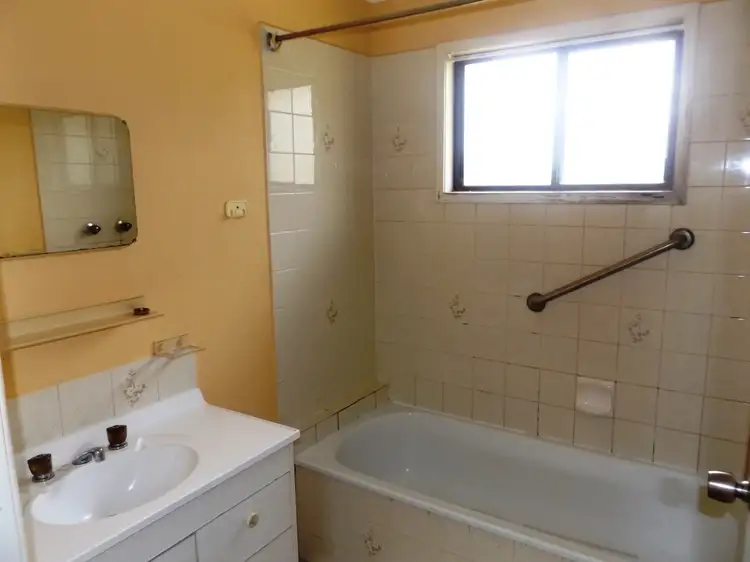 Sixth view of Homely house listing, 10 Cairns Street, Kingaroy QLD 4610