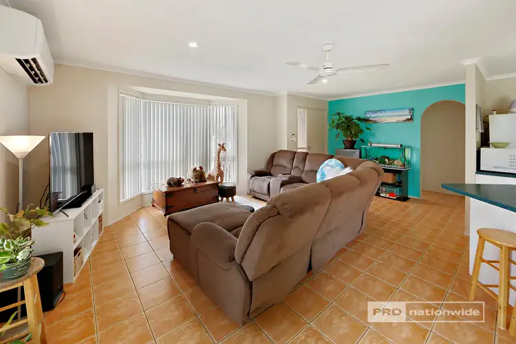 Sixth view of Homely house listing, 3 Fiona Court, Urangan QLD 4655