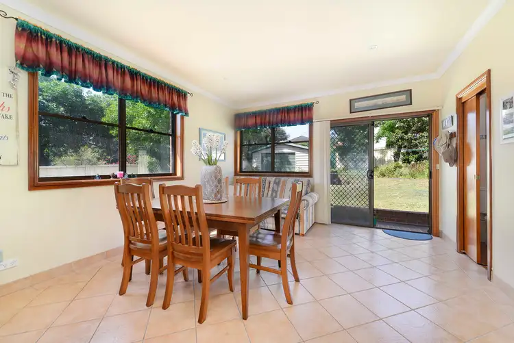 Fifth view of Homely house listing, 5 Hastings Avenue, Chifley NSW 2036